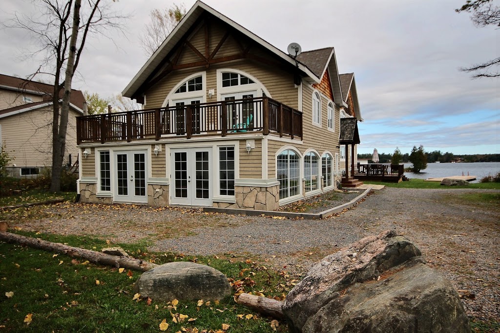 Muskoka Bayside Cottage | Gravenhurst, ON P0C 1M0, Canada | Phone: (705) 687-6677