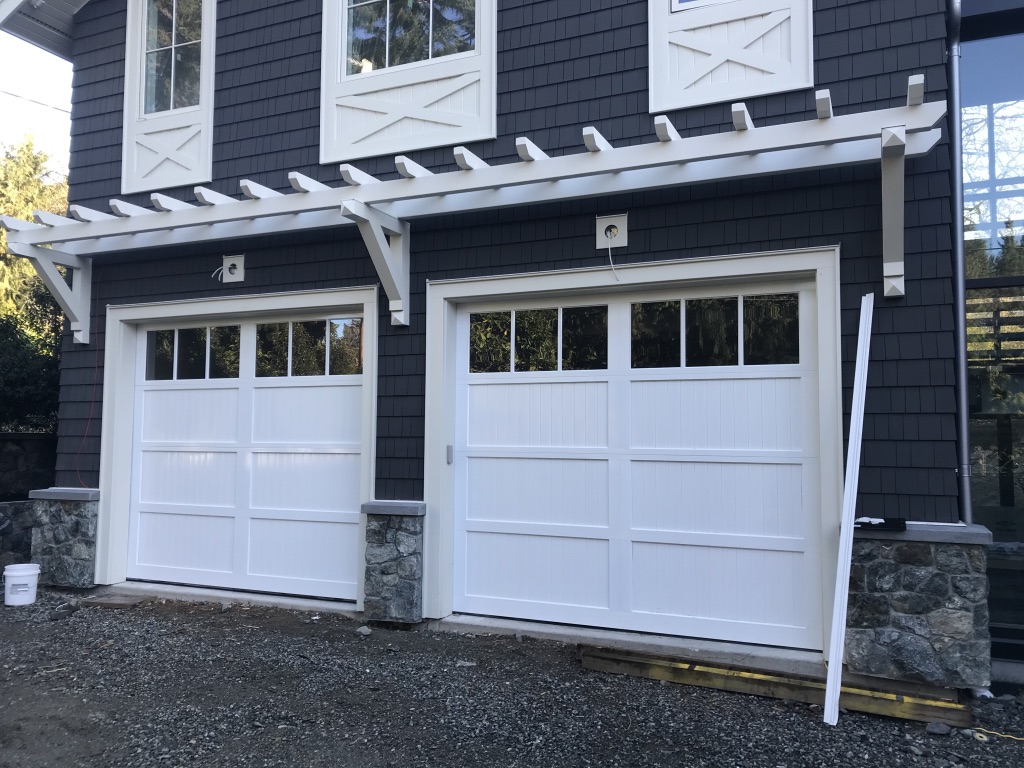 Accent garage doors | 3241 Irma St, Victoria, BC V8Z 3R8, Canada | Phone: (250) 880-0814