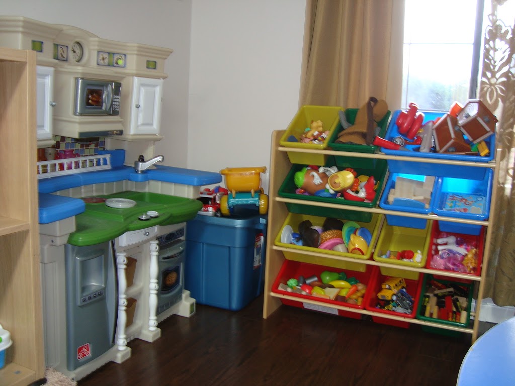 Happy Minds Daycare | 15035 Spenser Dr, Surrey, BC V3S 5Z6, Canada | Phone: (778) 387-6249