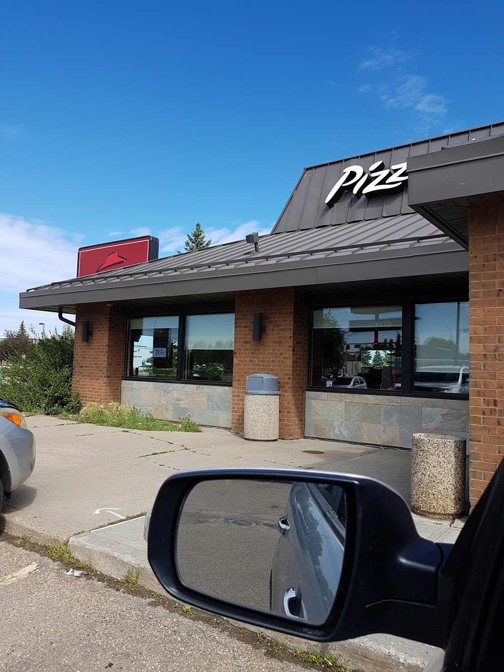 Pizza Hut | 10011 178St, Edmonton, AB T5T 3H4, Canada | Phone: (780) 310-1010