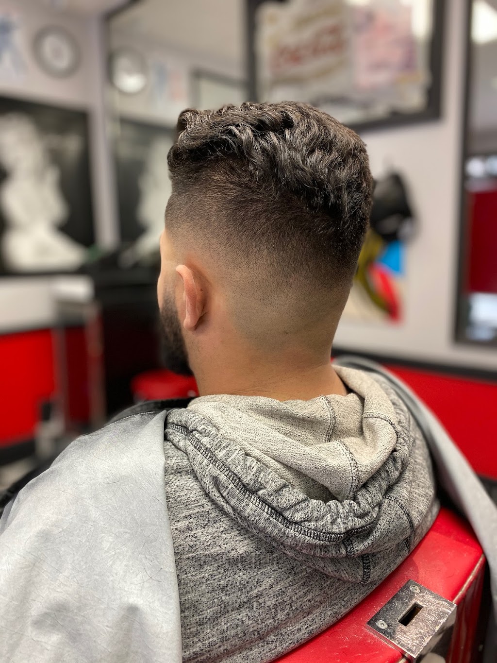 Ernies Barbershop | 1155 Davenport Rd, Toronto, ON M6H 2G4, Canada | Phone: (416) 656-1012