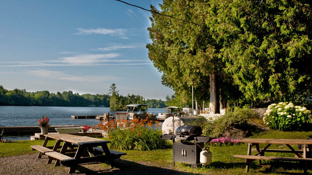 Melody Lodge | 4328 Melody Lodge Lane, South Frontenac, ON K0H, Canada | Phone: (613) 387-3497