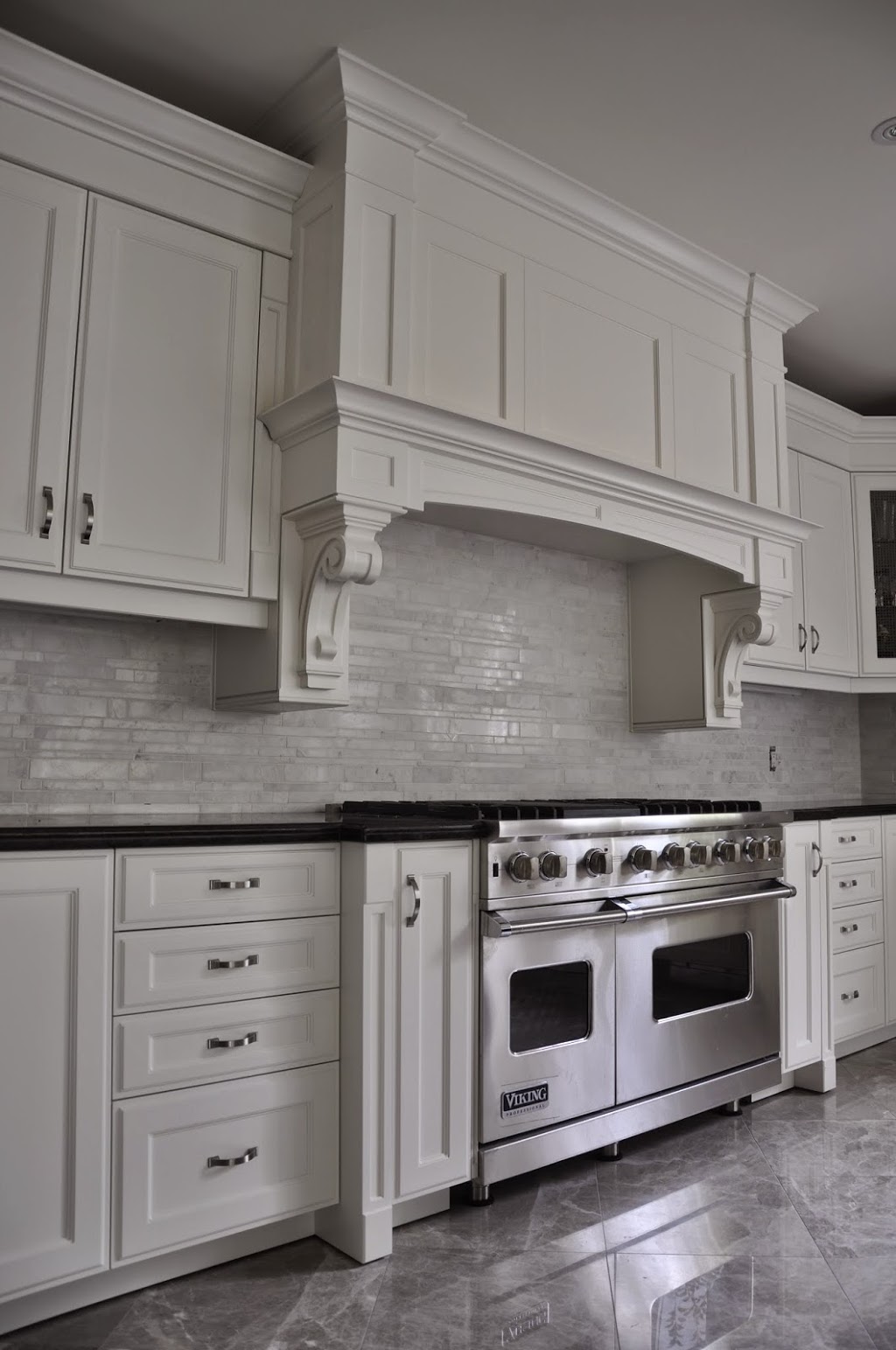 WELLMADE KITCHENS | 18 Strathearn Ave, Brampton, ON L6T 4P1, Canada | Phone: (416) 991-3411