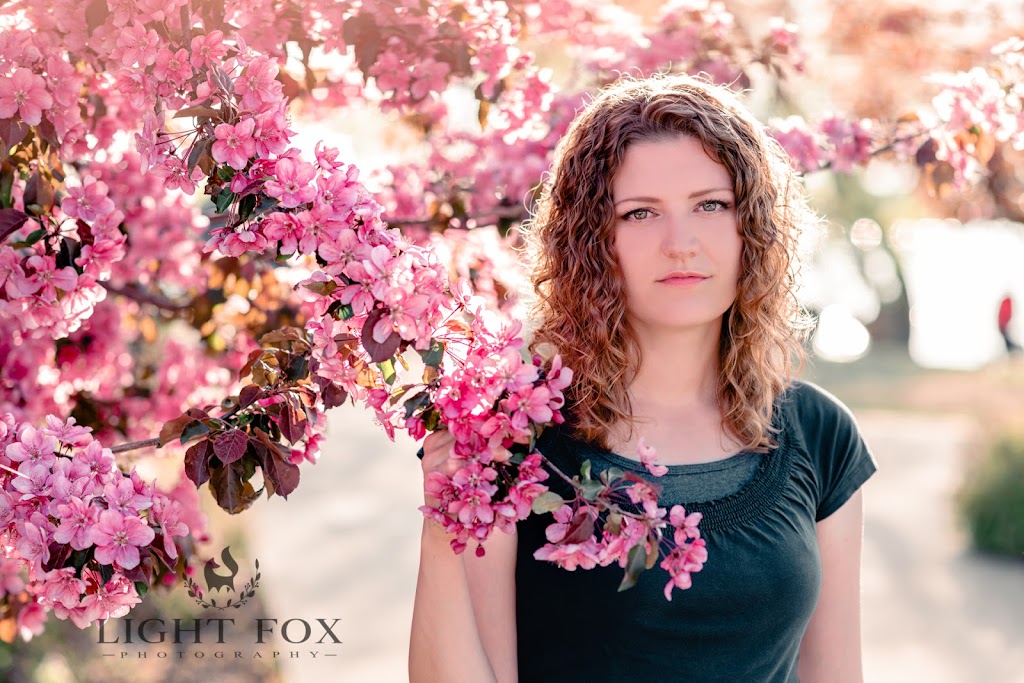 LIGHT FOX PHOTOGRAPHY | 30 Willow Springs Crescent, Sylvan Lake, AB T4S 1G1, Canada | Phone: (587) 377-8690