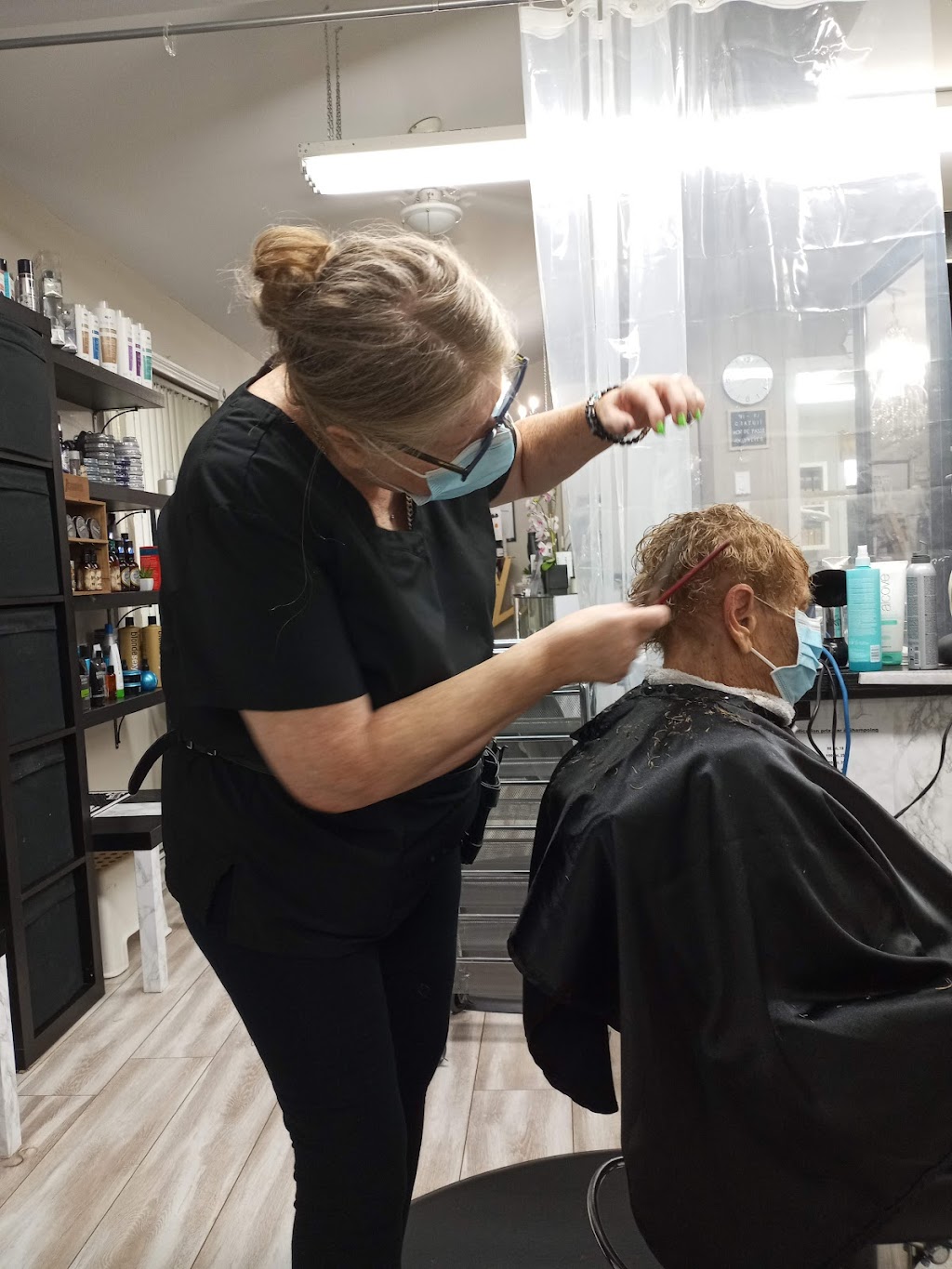 Salon de Beauté et Coiffure La Vie Est Belle | 4-2954 Ch Sainte-Marie, Mascouche, QC J7K 1N7, Canada | Phone: (450) 417-1211