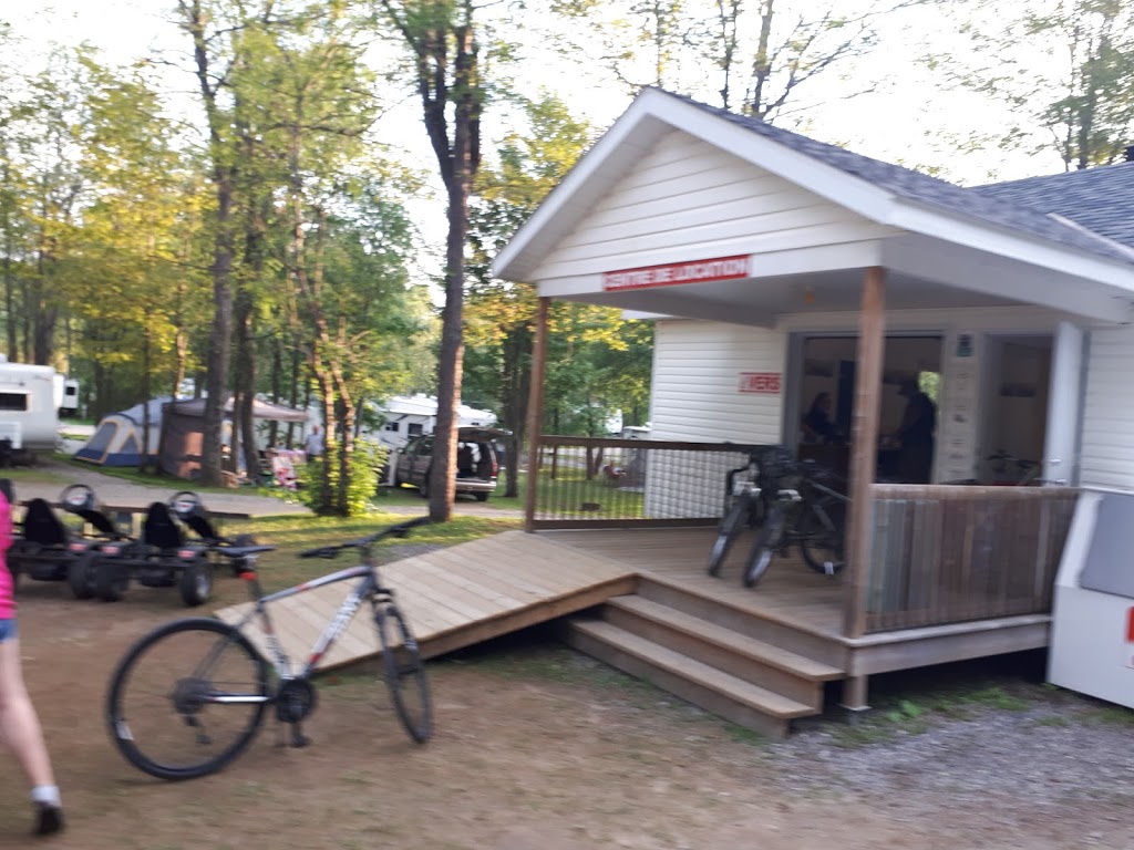 Camping Saint-André-Avellin | 20 Rue Duquette, Saint-André-Avellin, QC J0V 1W0, Canada | Phone: (819) 983-3777