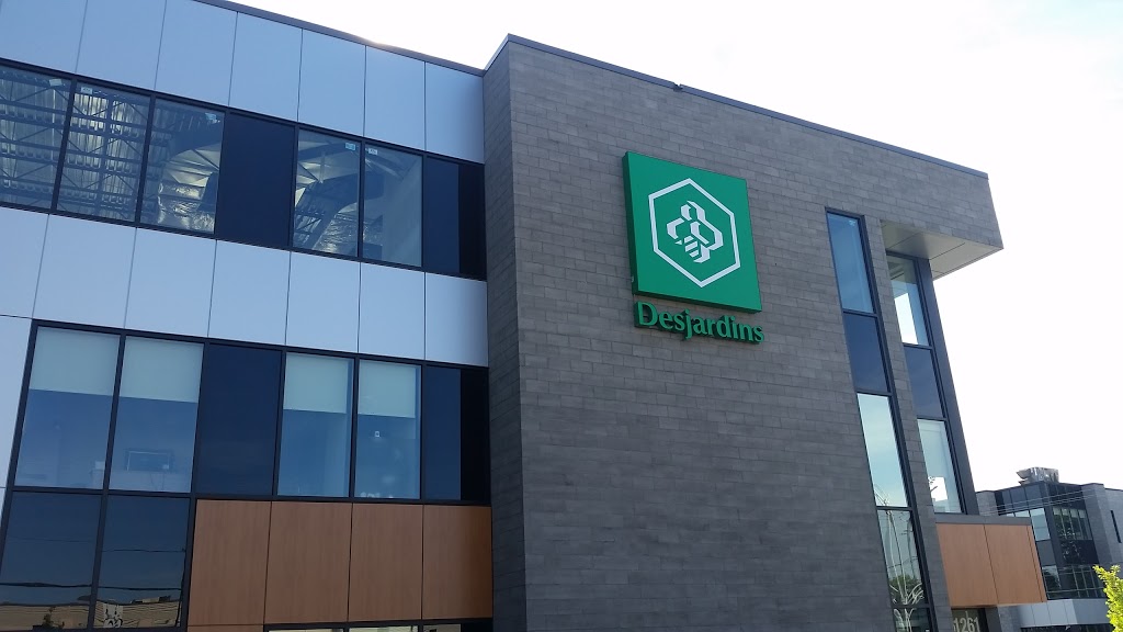 Caisse Desjardins des Deux-Rivières de Sherbrooke | 1261 Rue King E, Sherbrooke, QC J1G 1E7, Canada | Phone: (819) 565-9991