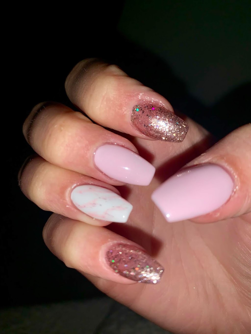 Hottips Nails - CALGARY TRAIL( 104 Street and 55 ave ) | 5516 Calgary Trail NW, Edmonton, AB T6H 4K1, Canada | Phone: (780) 758-1056