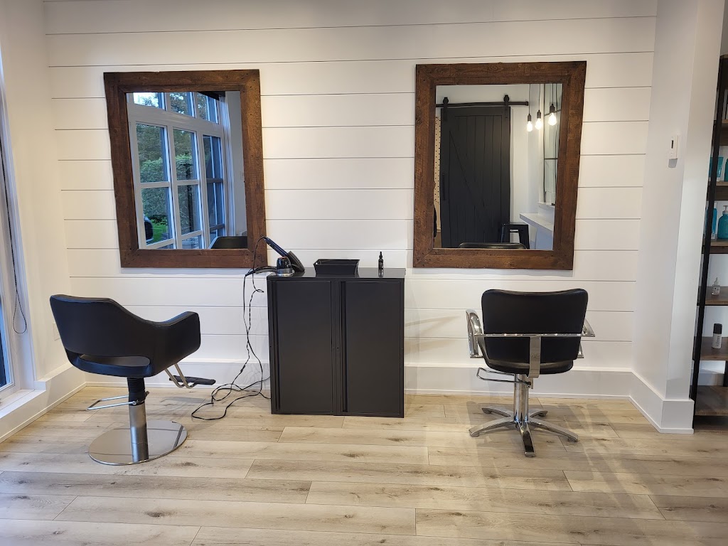 Latelier de la coiffure (elle et LUI) Sonia Faucher | 20 Rue Jean-Charpentier, Saint-Nicéphore, QC J2A 2P8, Canada | Phone: (819) 816-7750