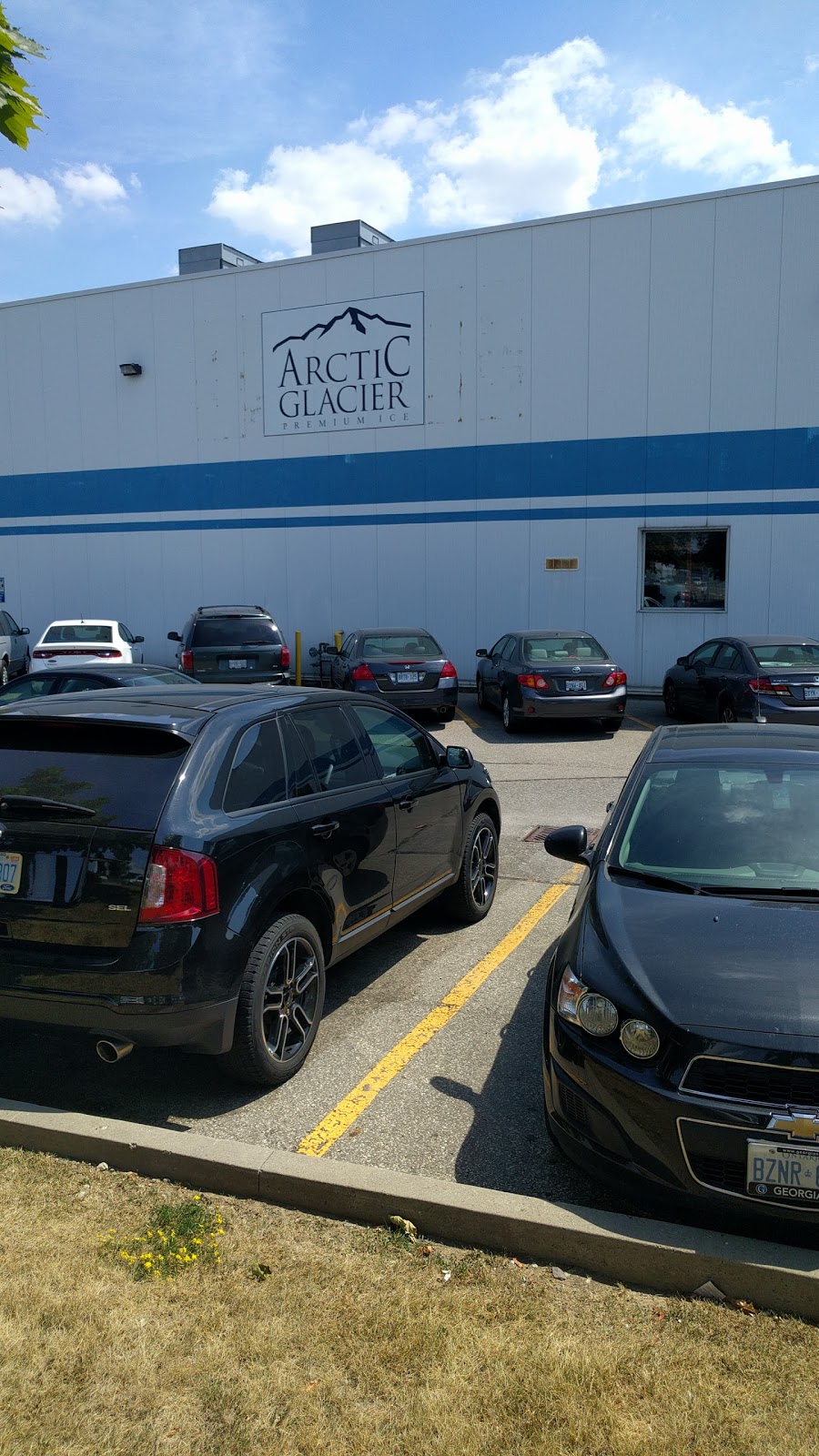 Arctic Glacier Inc | 200 Statesman Dr, Mississauga, ON L5S 1X7, Canada | Phone: (905) 795-0100