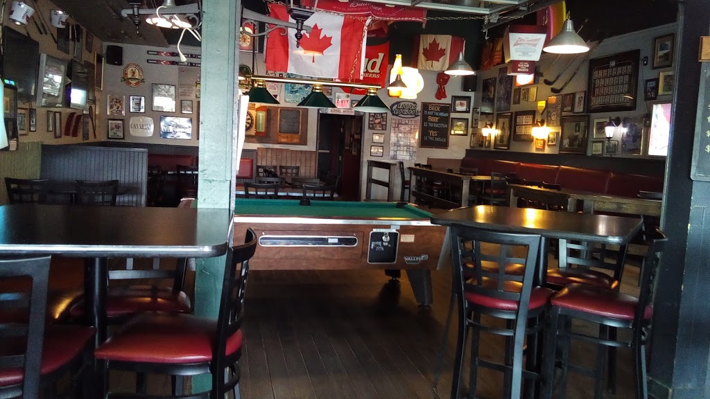 Bos Sports Bar | 419 Dundas St E, Waterdown, ON L0R 2H1, Canada | Phone: (905) 690-3133