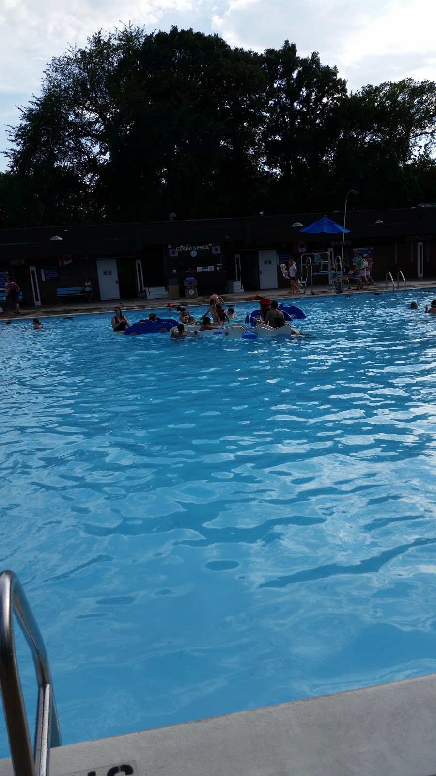 Kildonan Park Outdoor Pool | 2015 Main St, Winnipeg, MB R2V 2B9, Canada | Phone: (877) 311-4974