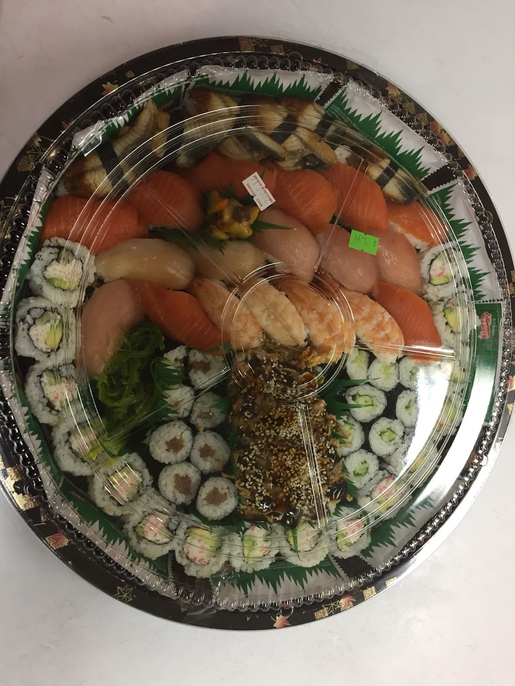 Dragon Roll Sushi Market | 4596 W Saanich Rd, Victoria, BC V8Z 5C3, Canada | Phone: (778) 265-7773
