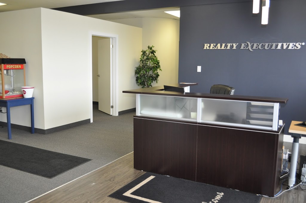 Realty Executives Complete Properties Inc - Executives are avail | 421 Greenbrook Dr #8, Kitchener, ON N2M 4K1, Canada | Phone: (226) 686-0400