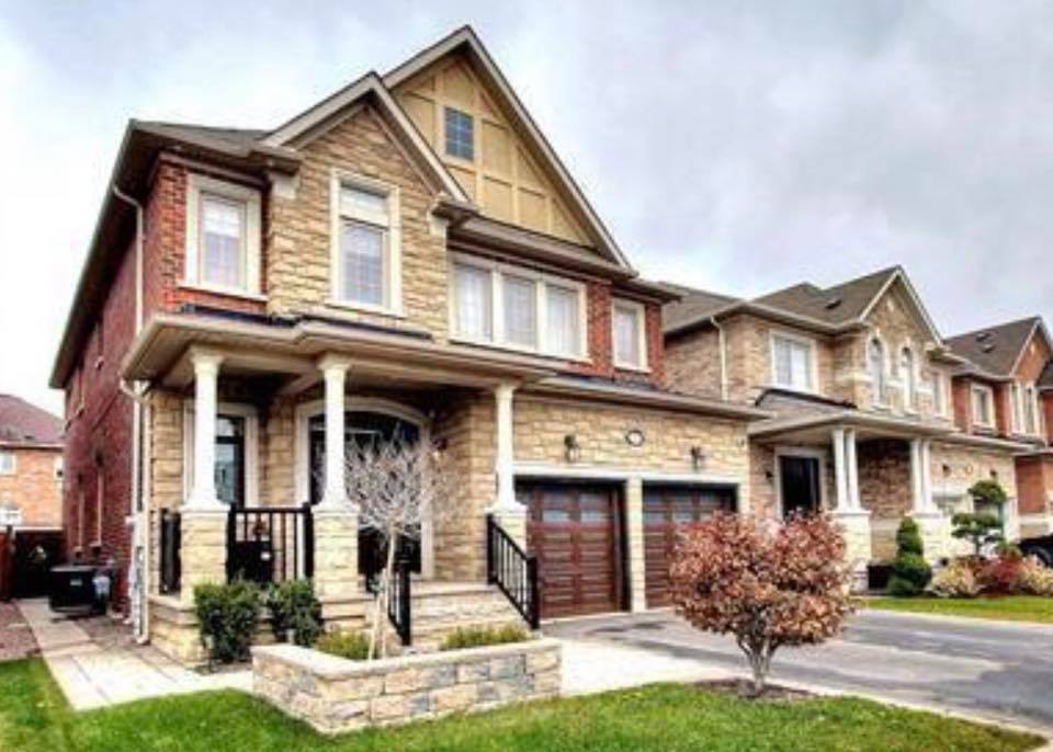 Ludmila Berenzon Real Estate Broker | 9555 Yonge St Suite 201, Richmond Hill, ON L4C 9M5, Canada | Phone: (416) 727-3173