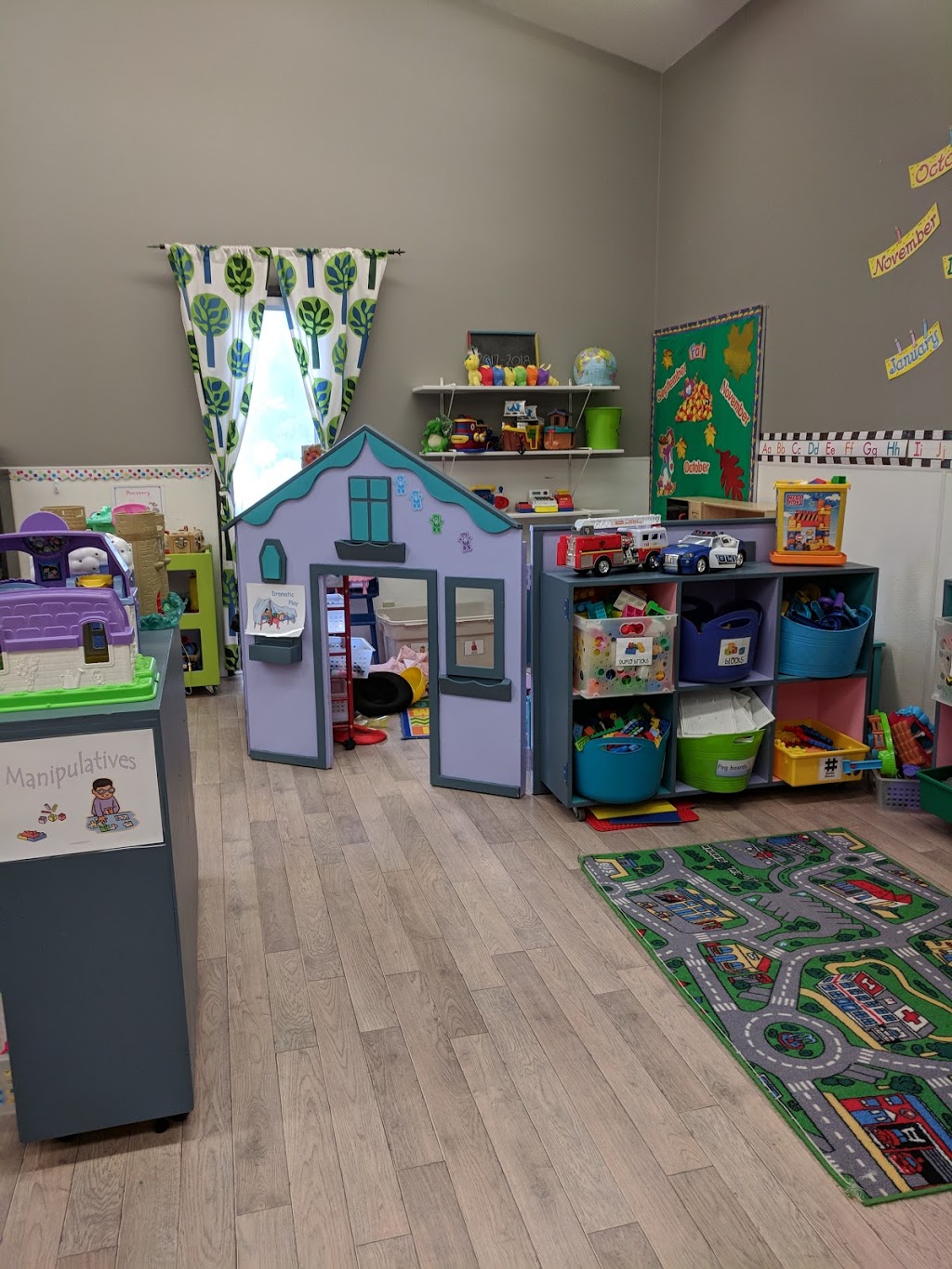 In the Neighborhood Playschool | 5804 38 Ave NW, Edmonton, AB T6L 3P5, Canada | Phone: (780) 461-2202