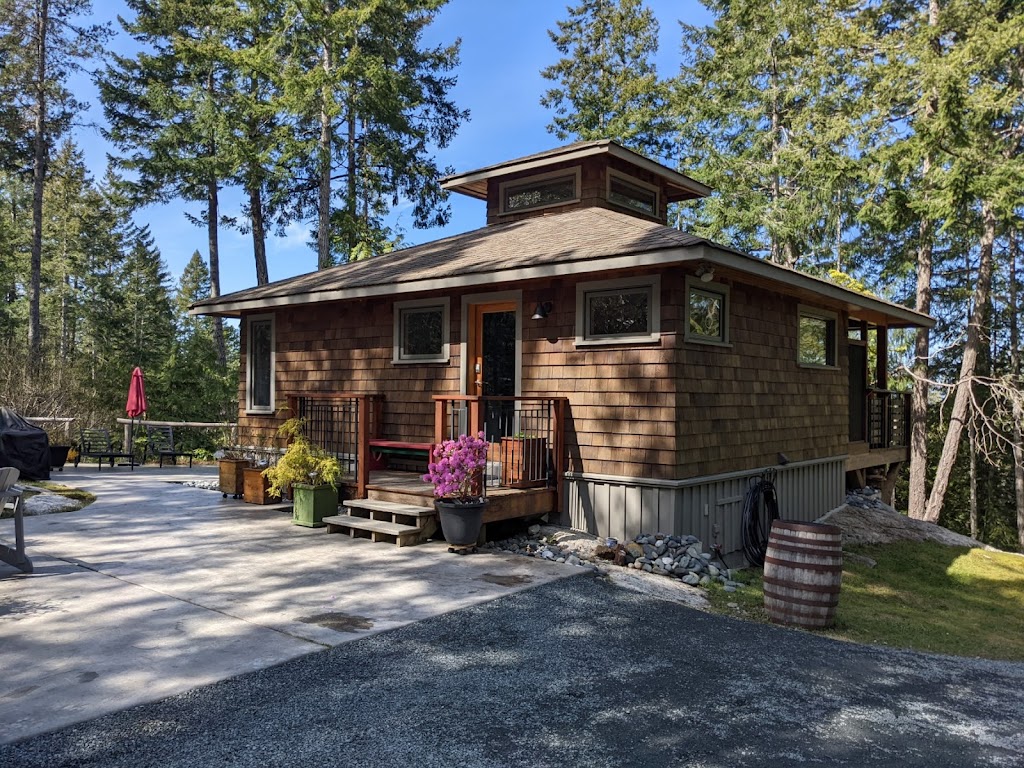 Lund Cottage | 1599 Boars Nest Rd, Lund, BC V0N 2G0, Canada | Phone: (604) 989-3167