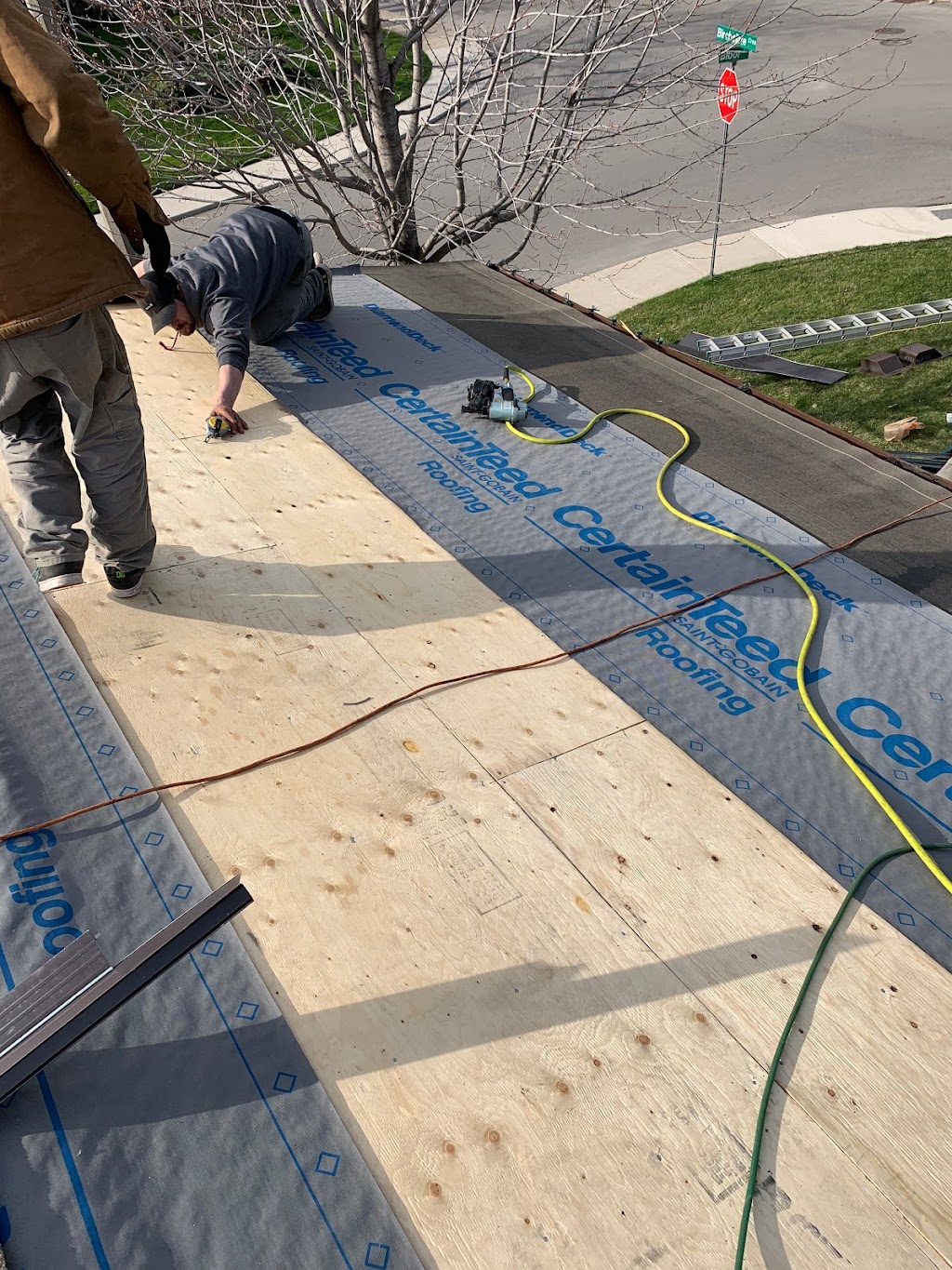 Peak Roofing | 190 Stanley Ave, Hamilton, ON L8P 2L4, Canada | Phone: (905) 746-5792