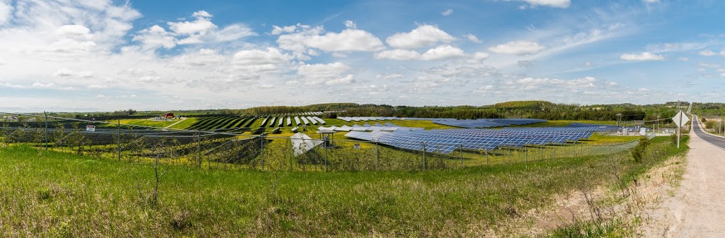 Lily Lake Solar Farm | Lily Lake Rd, Peterborough, ON K9J 6X3, Canada