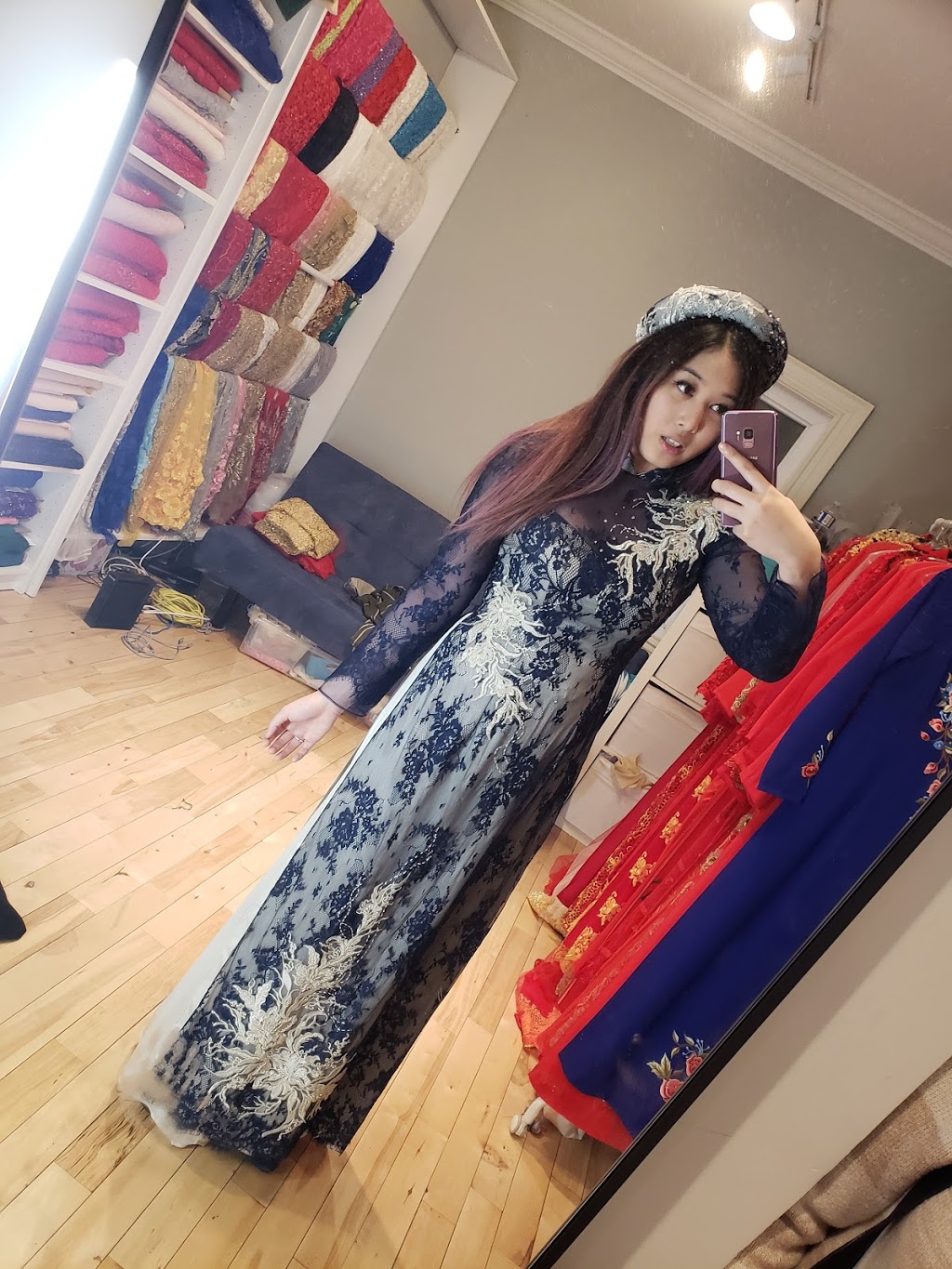 KYMS AO DAI | 30 Eileen Ave, York, ON M6N 1V4, Canada | Phone: (647) 350-0655