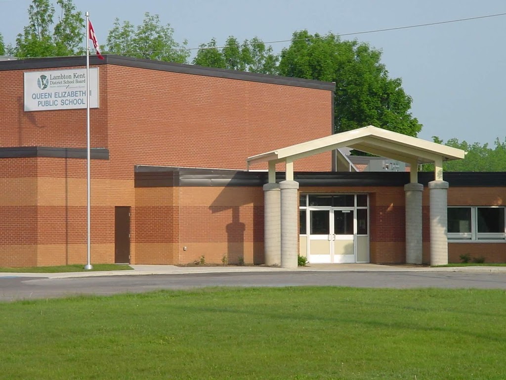 Queen Elizabeth II Public School | 79 Eugenie St, Chatham, ON N7M 3Y9, Canada | Phone: (519) 354-2560