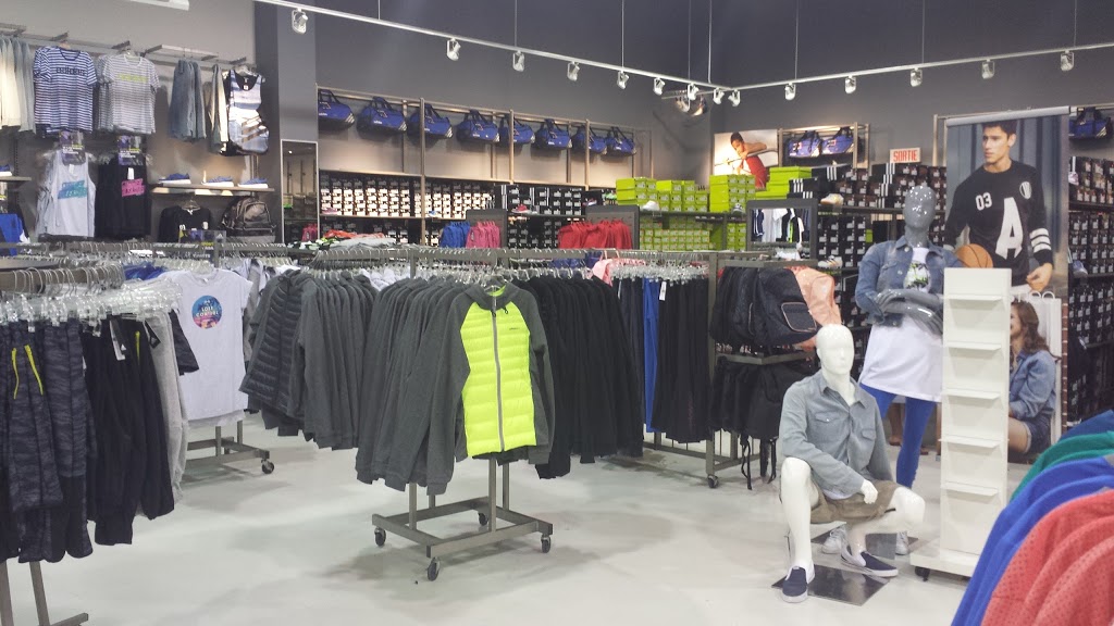 adidas Outlet Boisbriand | 3414 Avenue des Grandes Tourelles, Boisbriand, QC J7H 0A2, Canada | Phone: (450) 420-3434