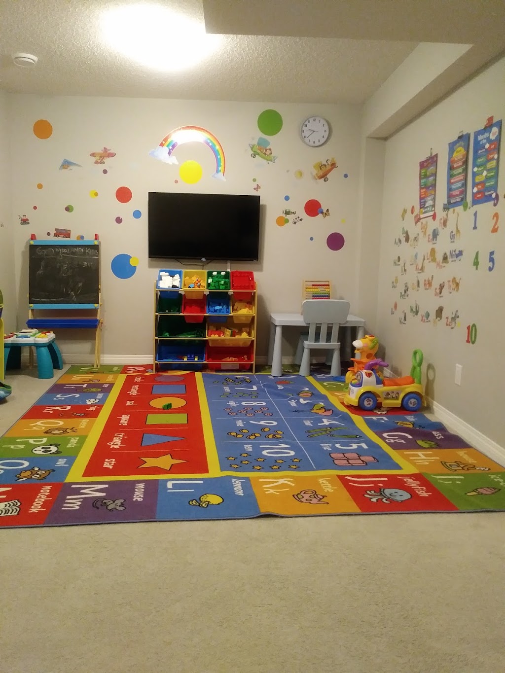 Comfort Kids Dayhome | 851 Carrington Blvd NW, Calgary, AB T3P 0B1, Canada | Phone: (587) 777-9282