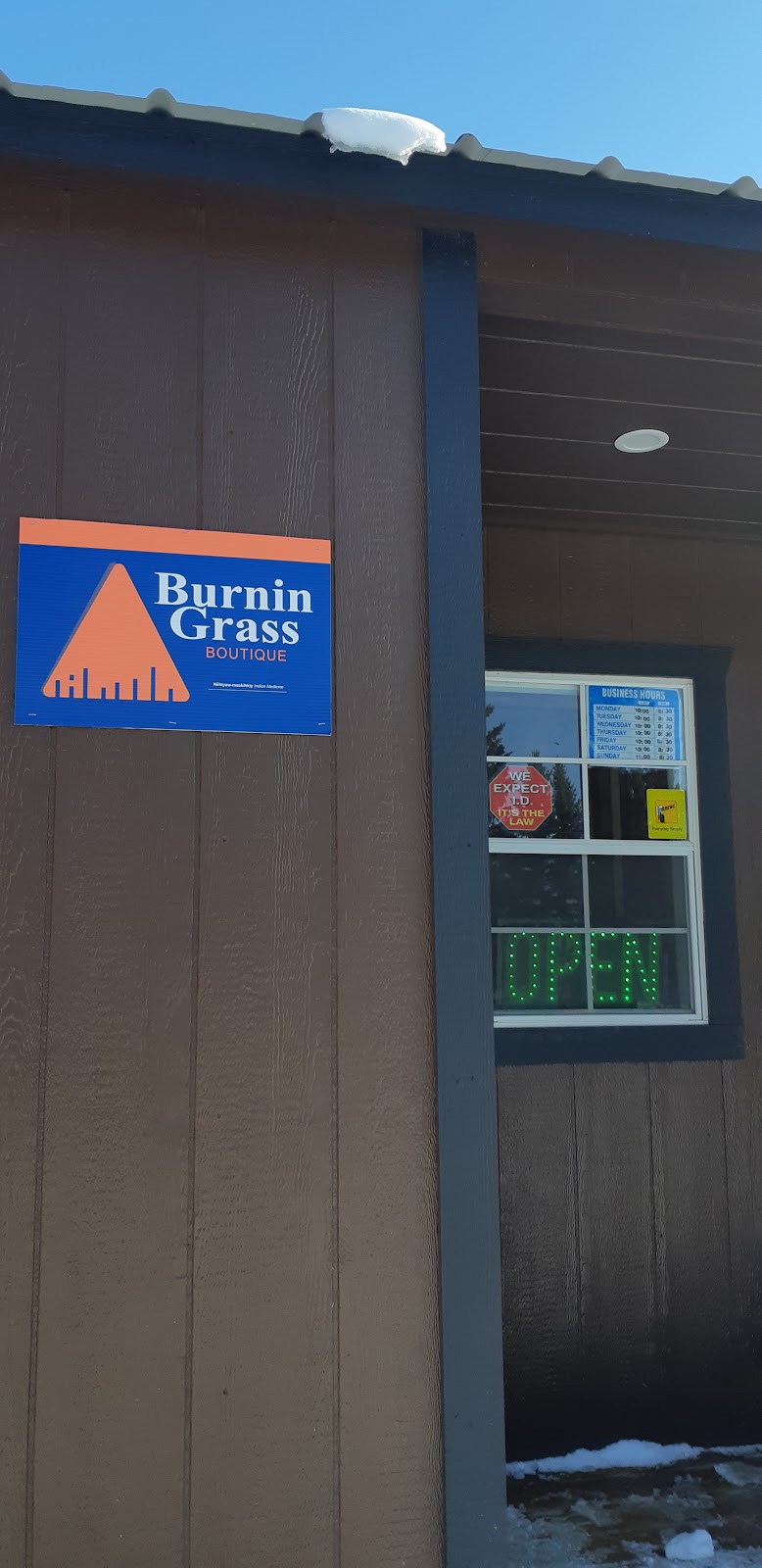 Burnin Grass Boutique | 52.840921,-113.521827, Maskwacis, AB T0C 1N0, Canada | Phone: (780) 360-9961