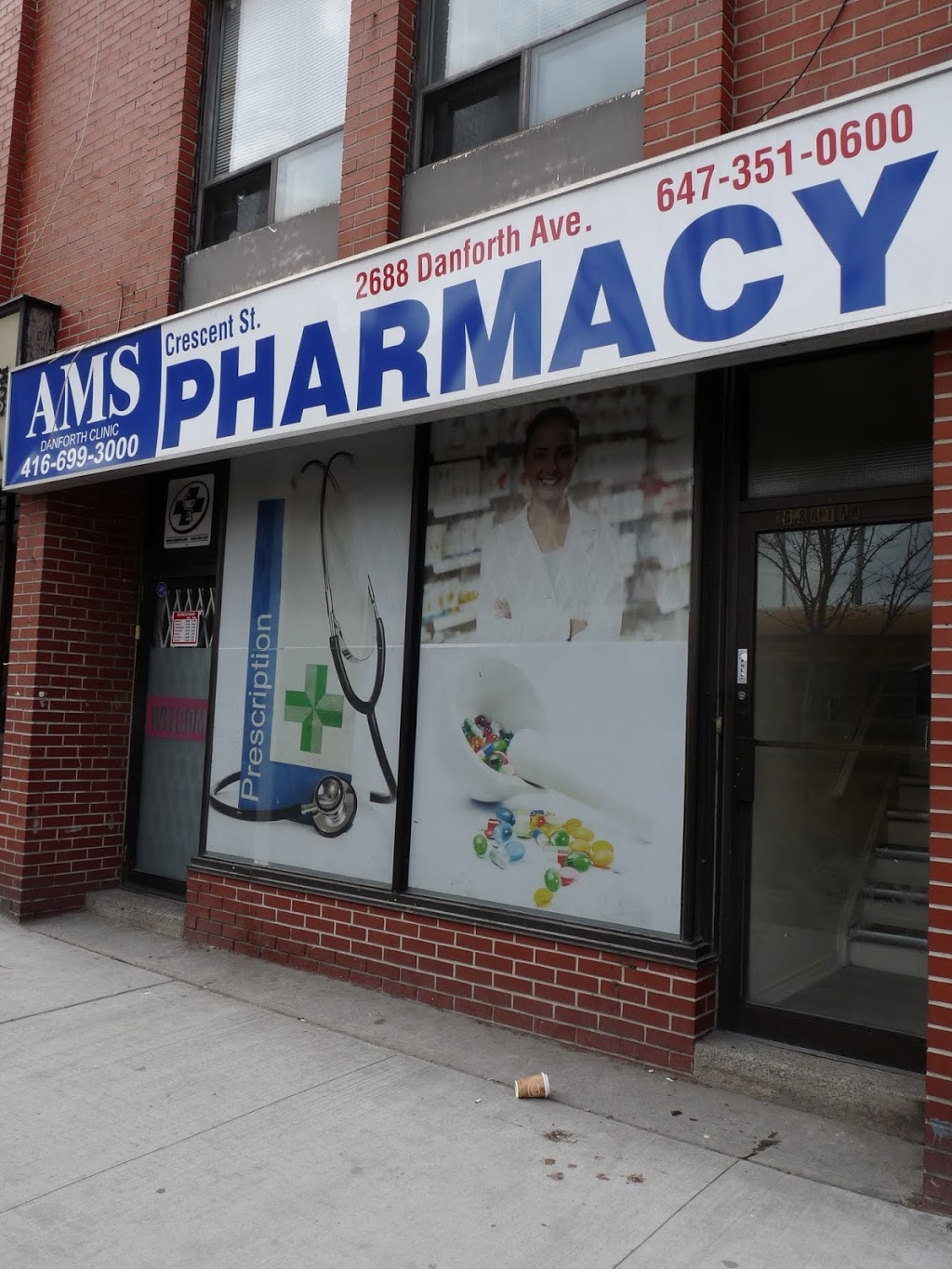 Crescent Street Pharmacy | 2688 Danforth Ave, Toronto, ON M4C 1L7, Canada | Phone: (647) 351-0600