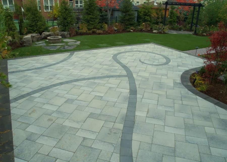 McLennon Landscape & Design Inc. | 2369 Royal Windsor Dr, Oakville, ON L6J 7X6, Canada | Phone: (905) 330-9062