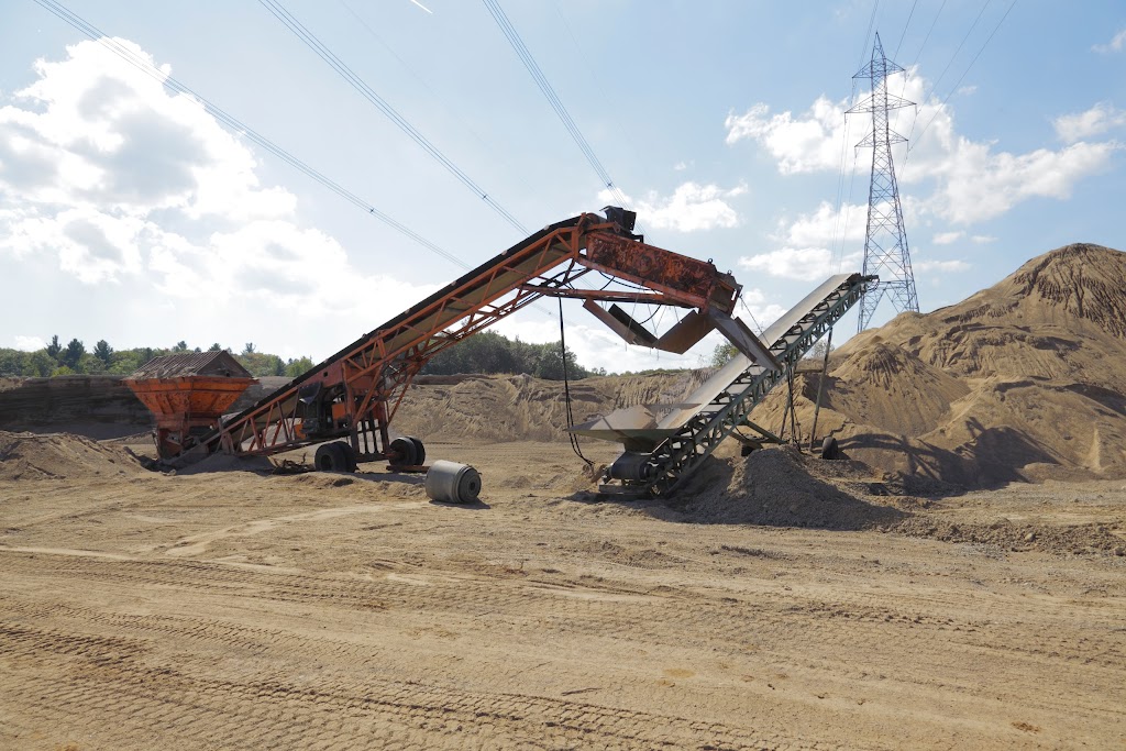 Excavation Mailhot & Fils Enr - Terrassement et Fosse septique | 3844 Rue Queen, Rawdon, QC J0K 1S0, Canada | Phone: (450) 834-2381