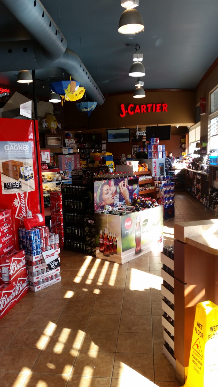 Esso | 1785 Rue King Ouest, Sherbrooke, QC J1J 2E1, Canada | Phone: (819) 566-8632