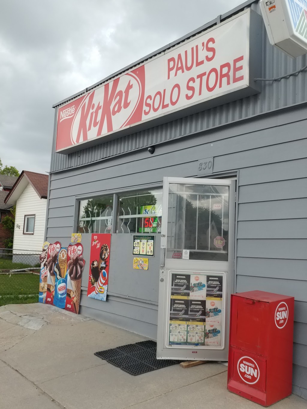 Pauls solo store | 830 Mountain Ave, Winnipeg, MB R2X 1C1, Canada | Phone: (204) 582-2660