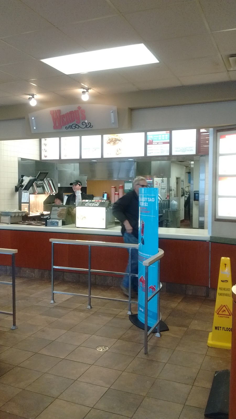 Wendys | 17725 Yonge St, Newmarket, ON L3Y 7C1, Canada | Phone: (905) 853-9861