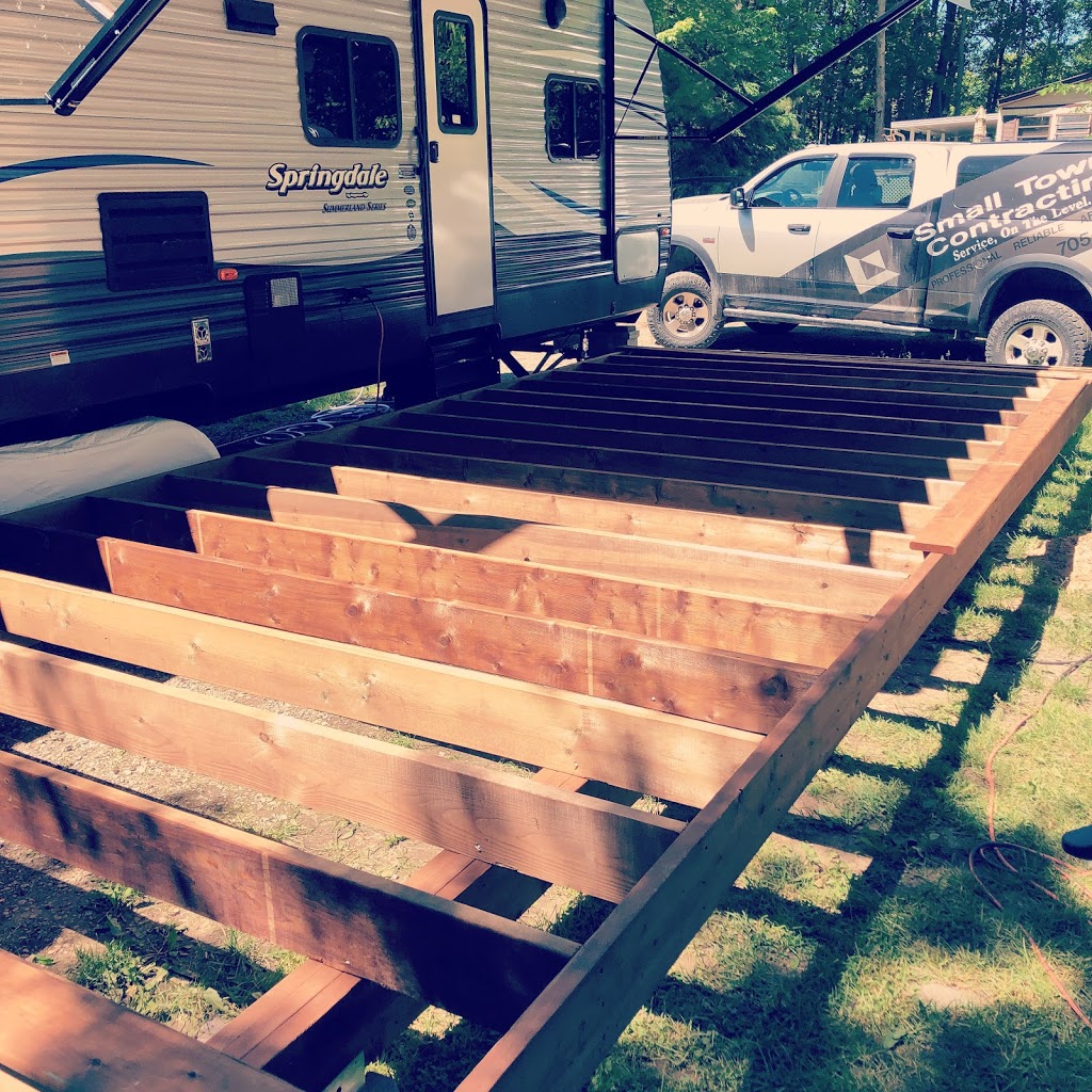 Small Town Contracting | 2 Andrew Ct, Wasaga Beach, ON L9Z 1J2, Canada | Phone: (705) 441-2149