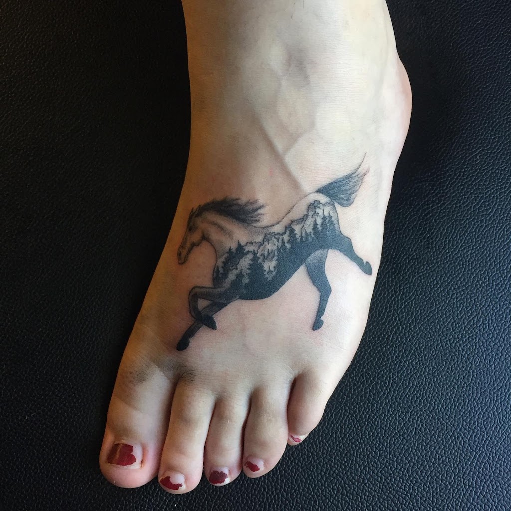 Feral Sister Arts | 22 Centre Line Rd, Marmora, ON K0K 2M0, Canada | Phone: (613) 970-3195