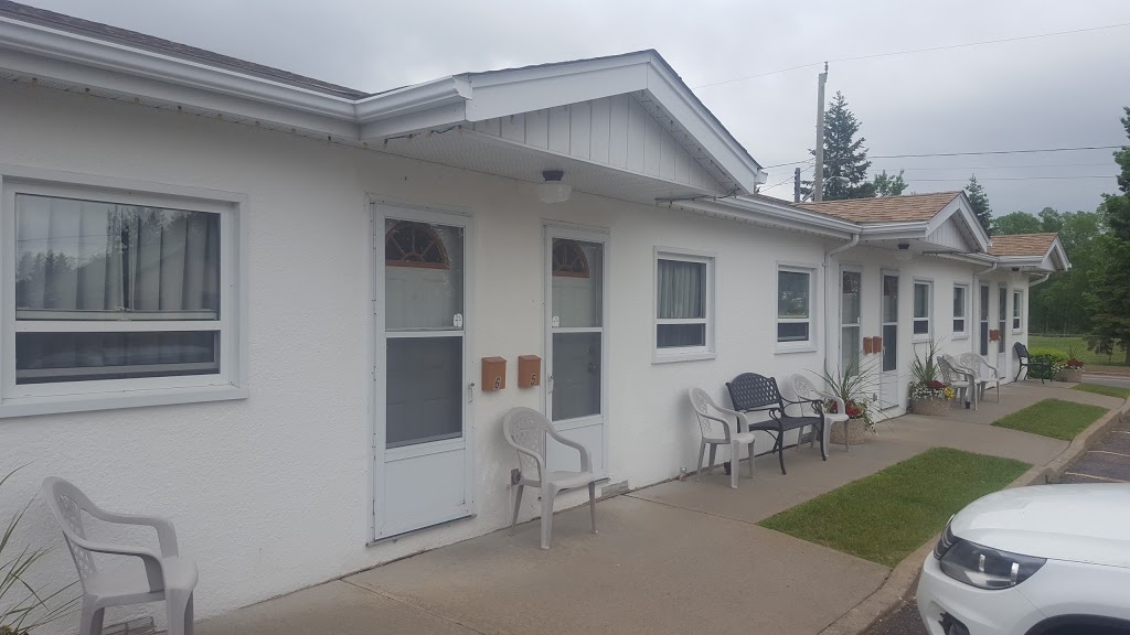 Strathcona Motel | 545 Hodder Ave, Thunder Bay, ON P7A 1V7, Canada | Phone: (807) 683-8136