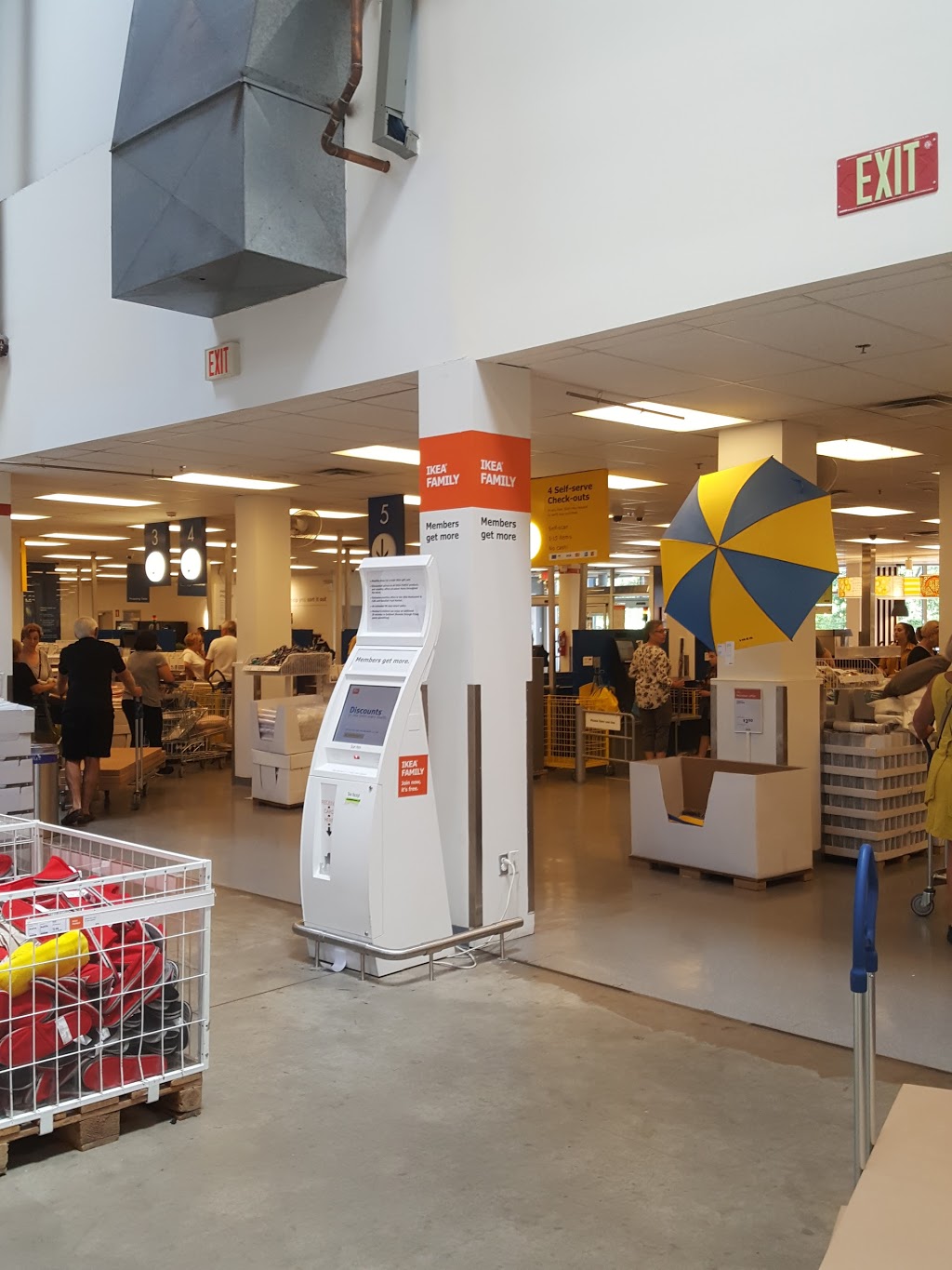 IKEA Burlington | 1065 Plains Rd E, Burlington, ON L7T 4K1, Canada | Phone: (866) 866-4532