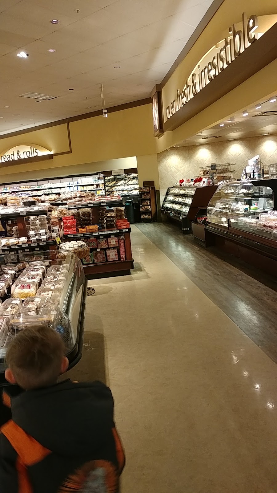 Safeway Capilano Shopping Centre | 5821 Terrace Rd NW, Edmonton, AB T6A 0A1, Canada | Phone: (780) 466-9001