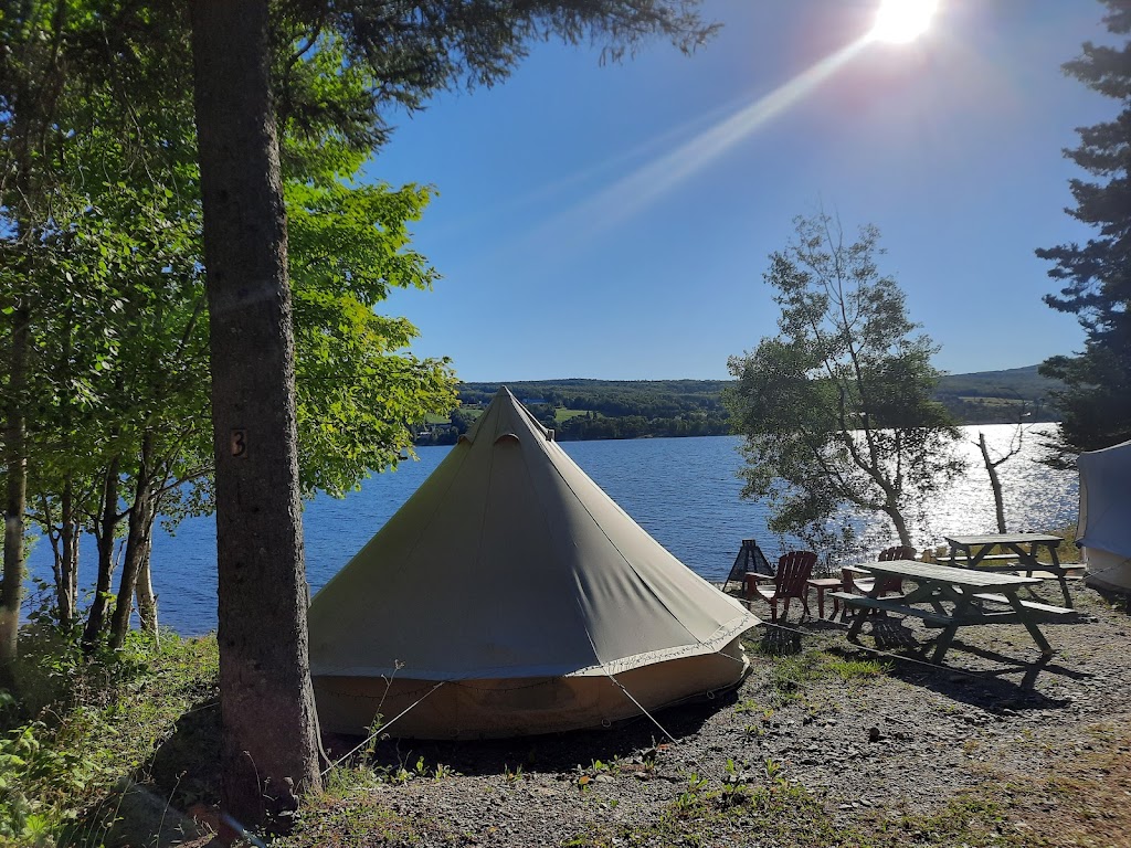 Glamping Pohénégamook | 1637 Chem. Guérette, Pohénégamook, QC G0L 1J0, Canada | Phone: (418) 647-4422