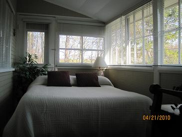Cozy Cottages | 10 Melbourne St, Goderich, ON N7A 3X9, Canada | Phone: (519) 581-8274