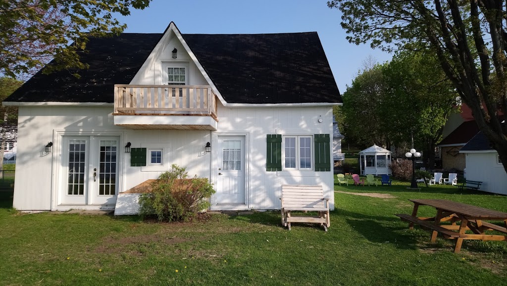 Gîte La Cinquième Saison | 4711 Chemin Royal, Saint-Jean-de-lÎle-dOrléans, QC G0A 3W0, Canada | Phone: (418) 203-0558