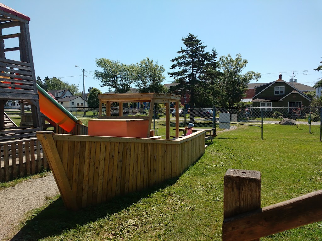 Seacap Playground | 57 Howe St, Lockeport, NS B0T 1L0, Canada | Phone: (902) 875-6070