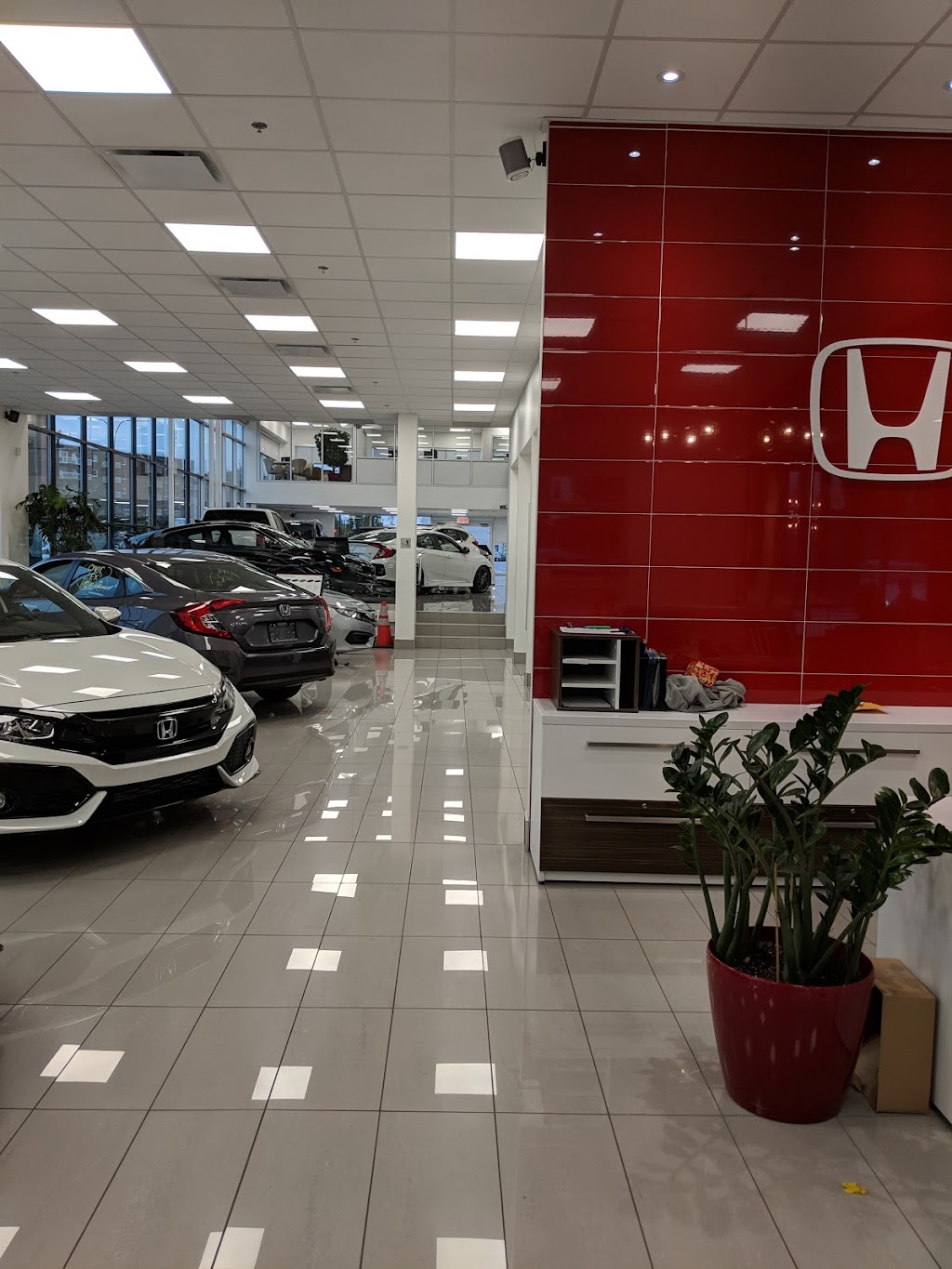 Longueuil Honda | 3551 Ch. de Chambly, Longueuil, QC J4L 4E2, Canada | Phone: (450) 679-4710