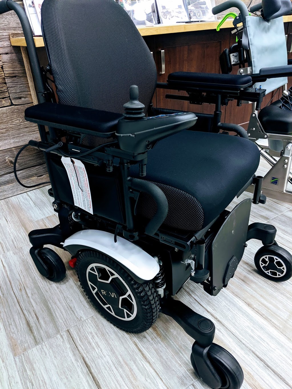 soul: the wheelchair studio | 10 Carlow Ct #2, Whitby, ON L1N 9T7, Canada | Phone: (905) 665-8000