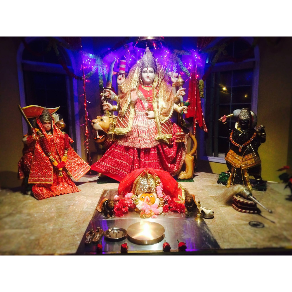 Maa Chintpurni Mandir | 8027 Churchville Rd, Brampton, ON L6Y 0H2, Canada | Phone: (416) 305-1606