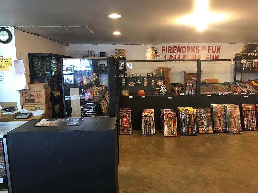 FireworksRFun | 41721B Taylor Rd, Deroche, BC V0M 1G0, Canada | Phone: (844) 367-7386