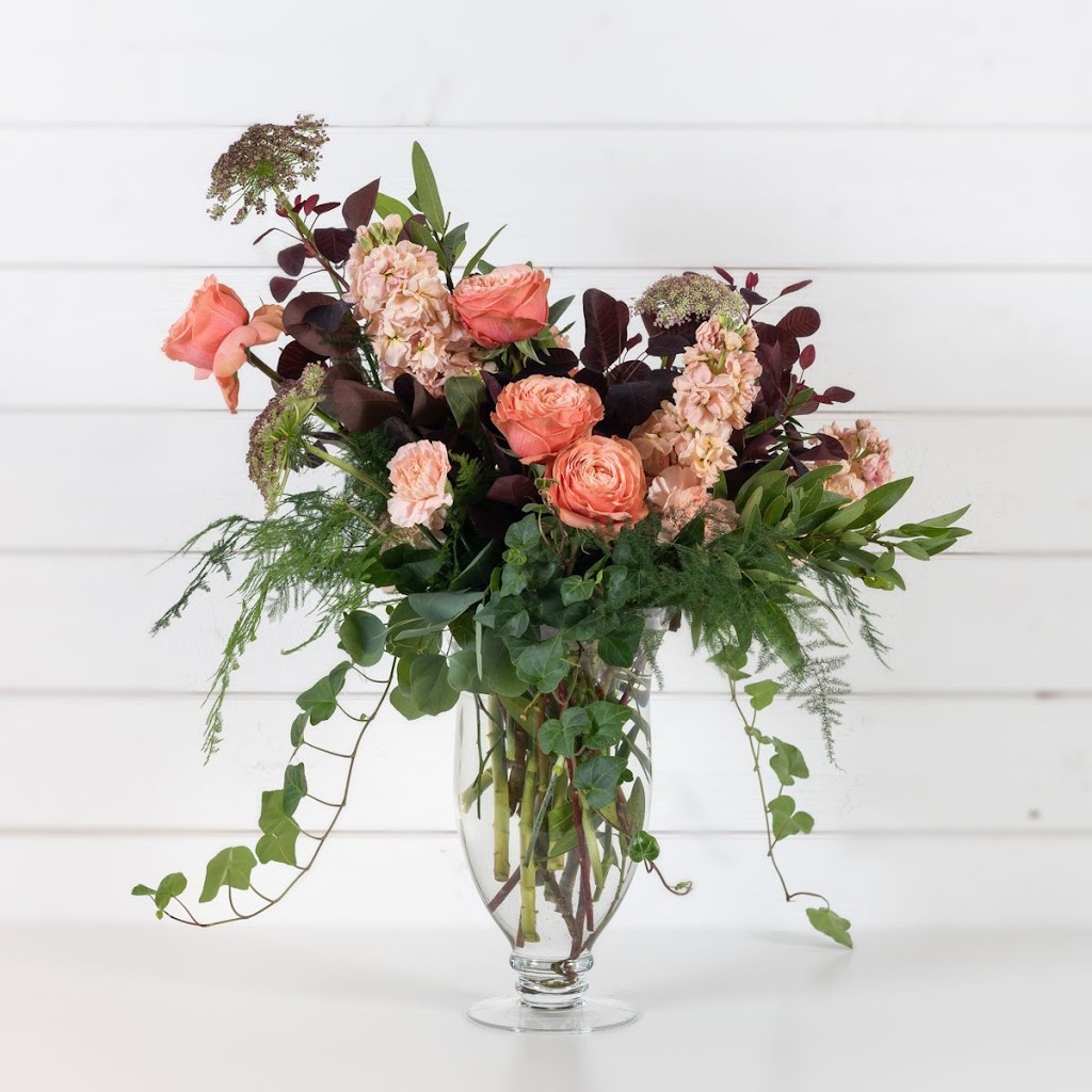 SOUTHEAST FLORIST - Calgary Flowers - Delivery | 248 Mt Victoria Pl SE, Calgary, AB T2Z 1P4, Canada | Phone: (403) 270-4026