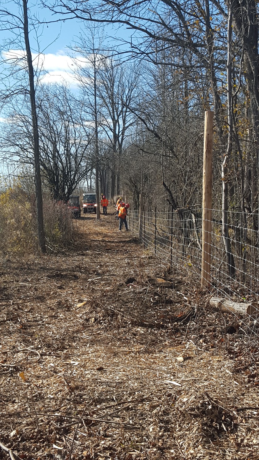 Link Line Fence Ltd | 5258 Colebrook Rd, Harrowsmith, ON K0H 1V0, Canada | Phone: (613) 548-1016