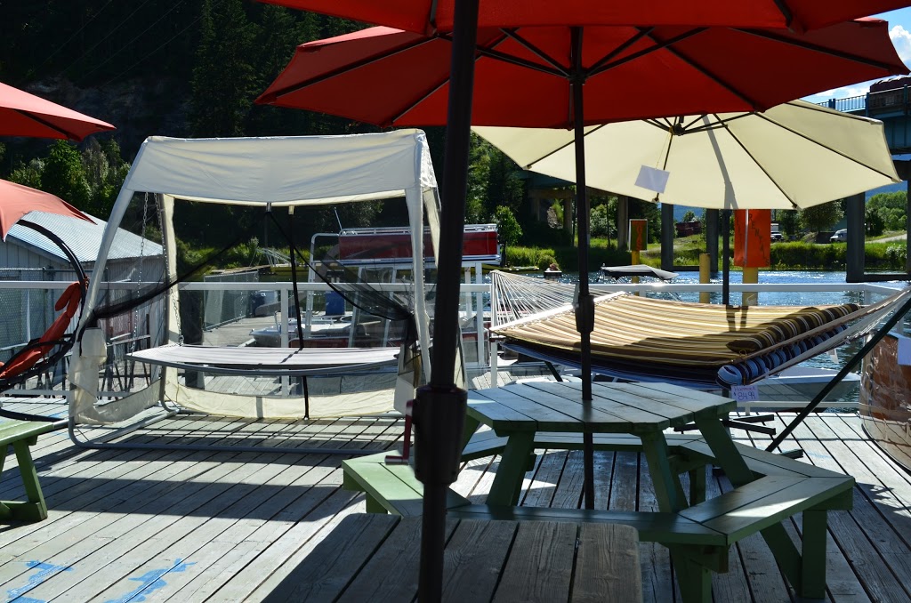 Reds Rentals and Marina | Finlayson St, Sicamous, BC V0E 2V0, Canada | Phone: (855) 748-7927